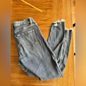 KanCan Distressed Ankle Jeans in Blue
